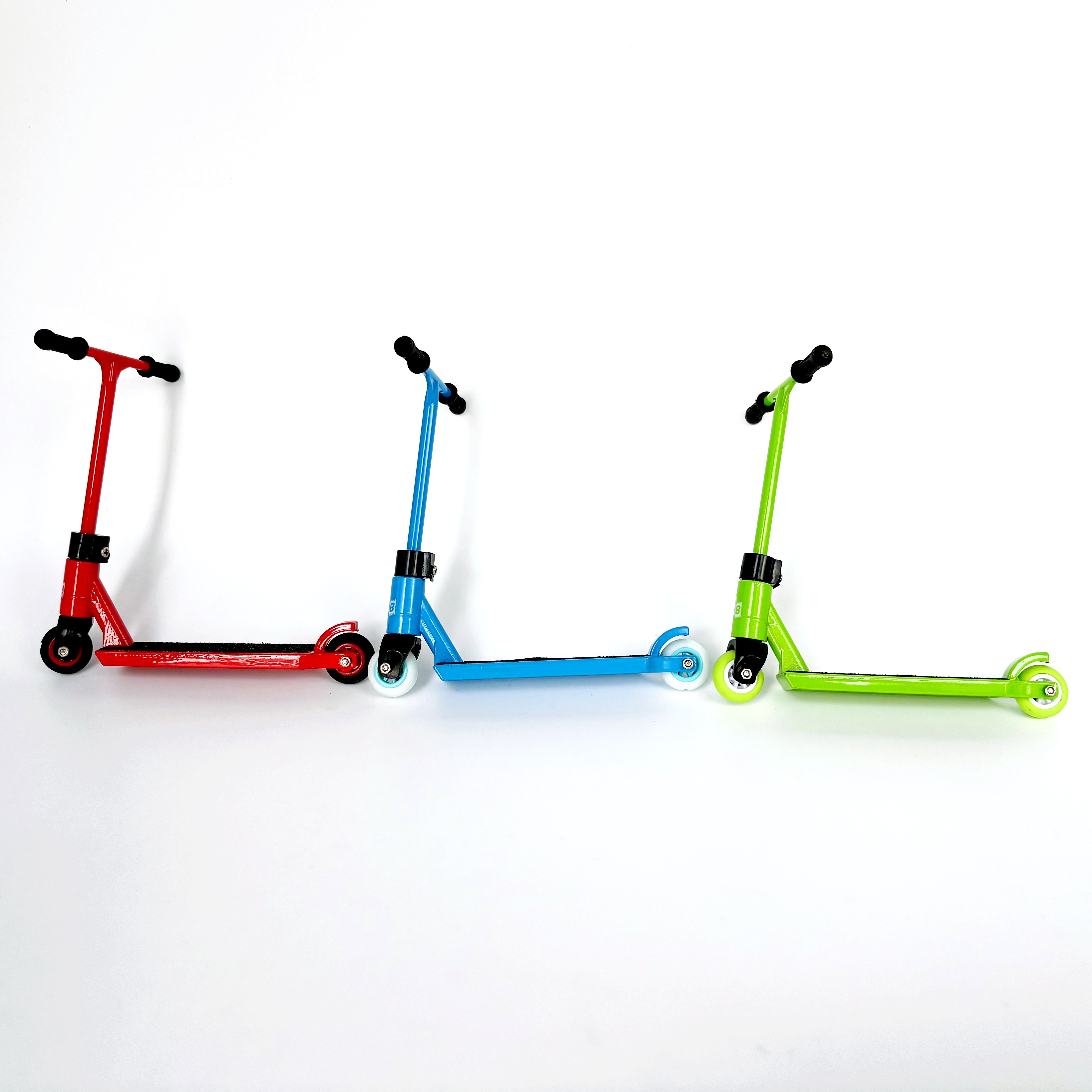 Kids Toys Scooter - Mini Metal Finger Scooter Alloy Material