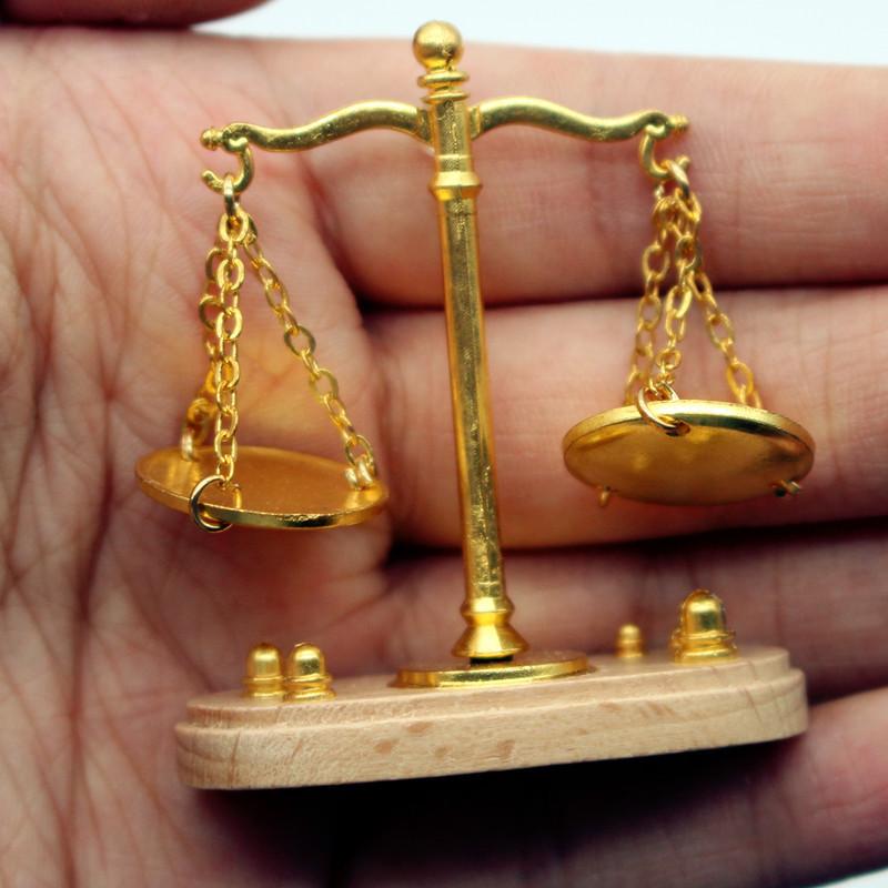 1:12 Dollhouse Vintage Balance – Kids Toys House Bewertung und Preis